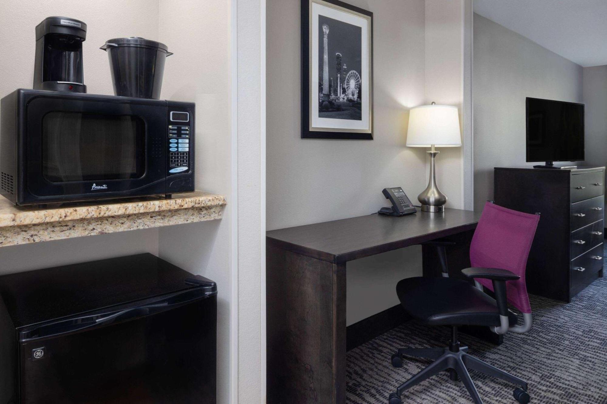 Hotel La Quinta By Wyndham Kennesaw Extérieur photo